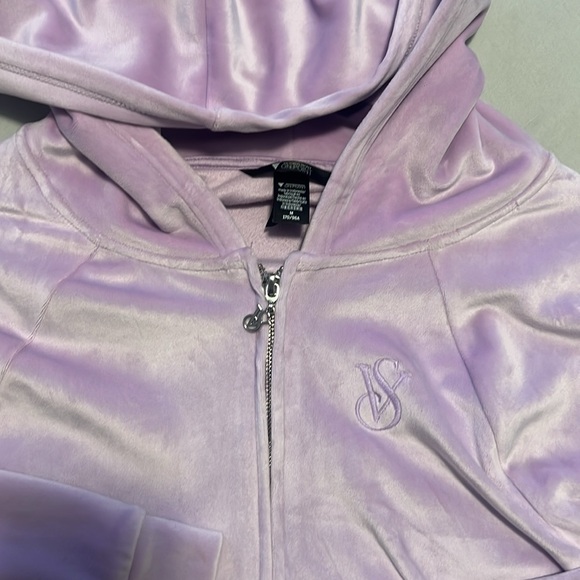Victoria’a Secret velour zip up hoodie jogger pants suit - Picture 2 of 9